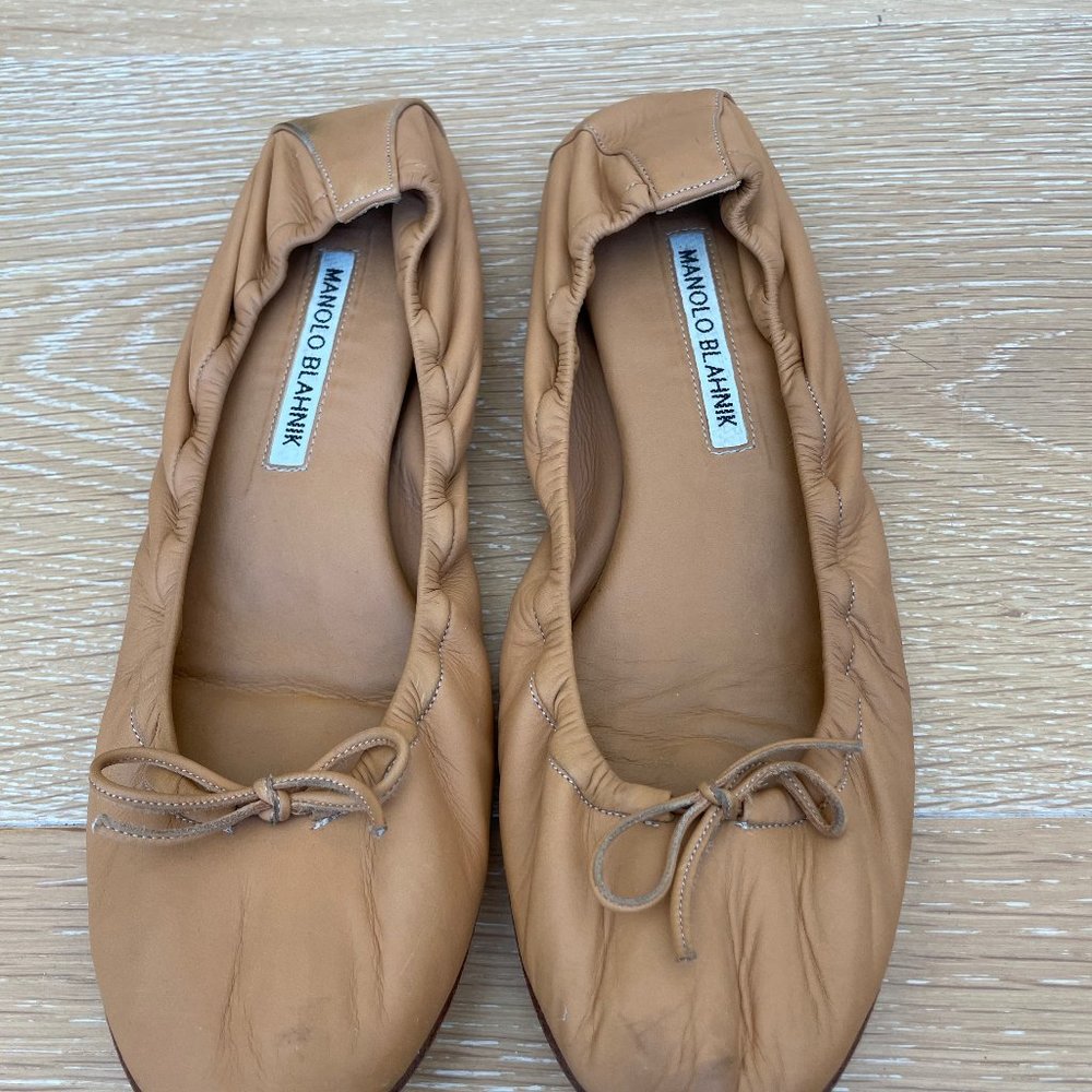 Manolo Blahnik Tobaly Calf Flesh Size 38